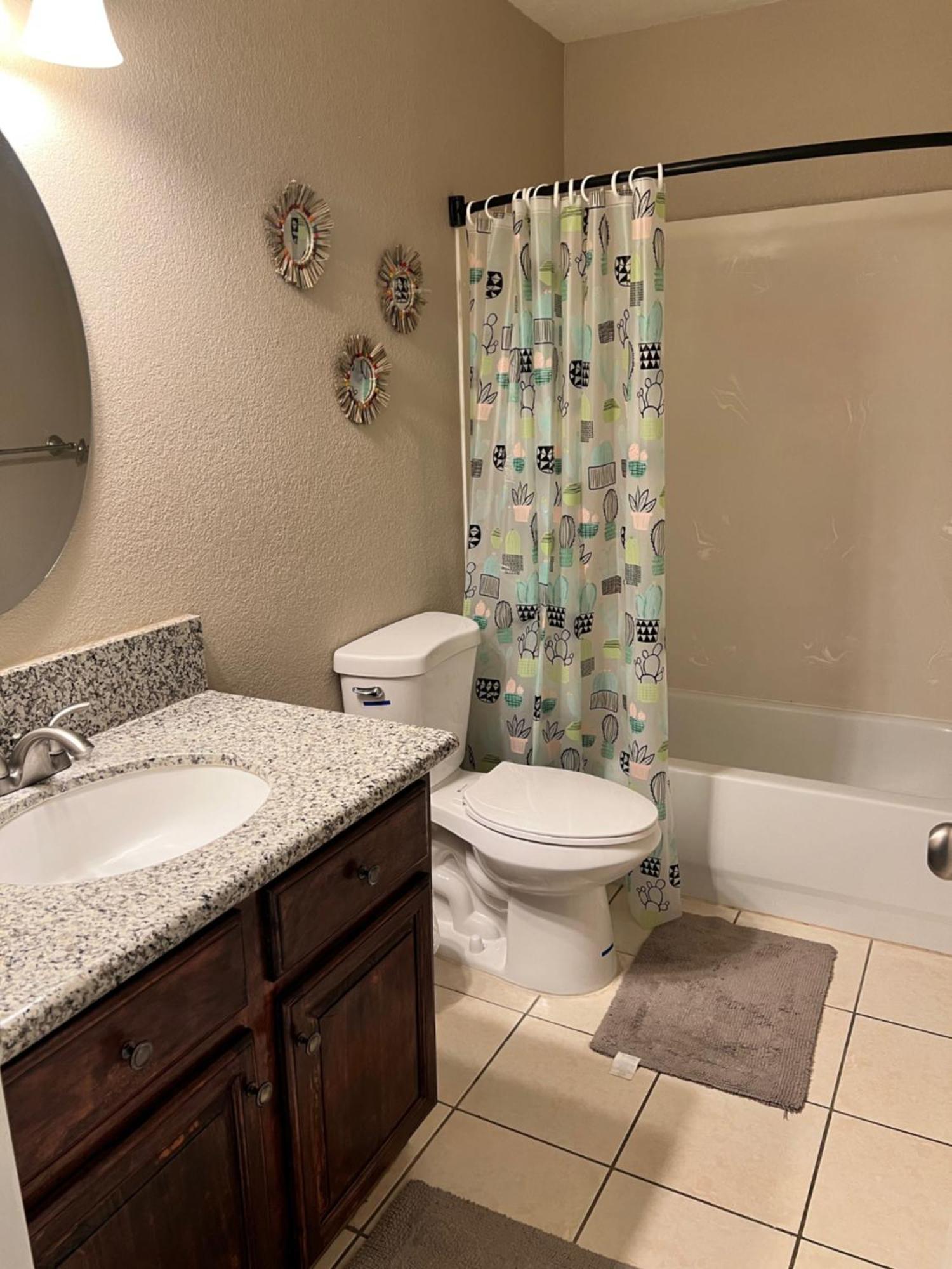 Serene 2Bed 1Bath Condo With Parking Fresno Exterior foto